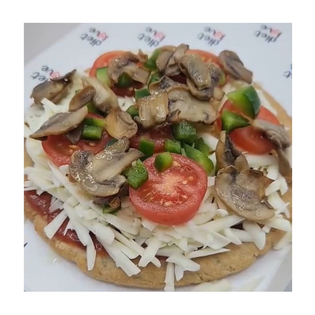 Pizza individual con tomate, champiñon y pimiento (1u)
